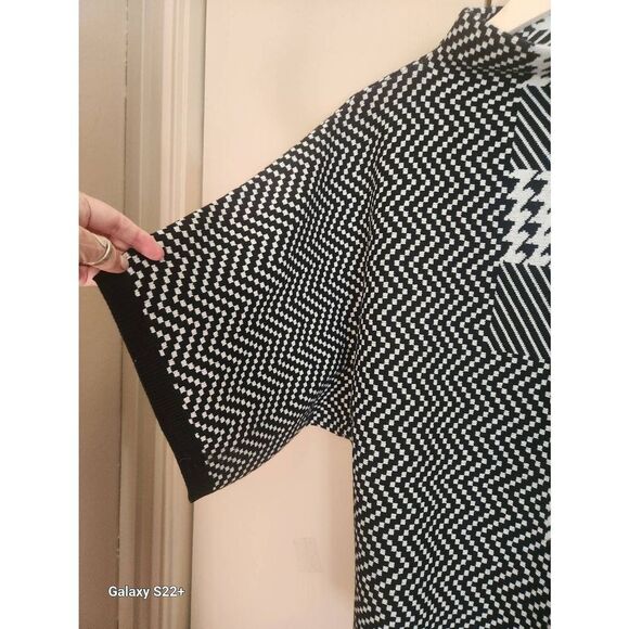 S14 Studio Nouveau pullover sweater with wide elbow-length boxy sleeves, NWOT - Picture 5 of 10